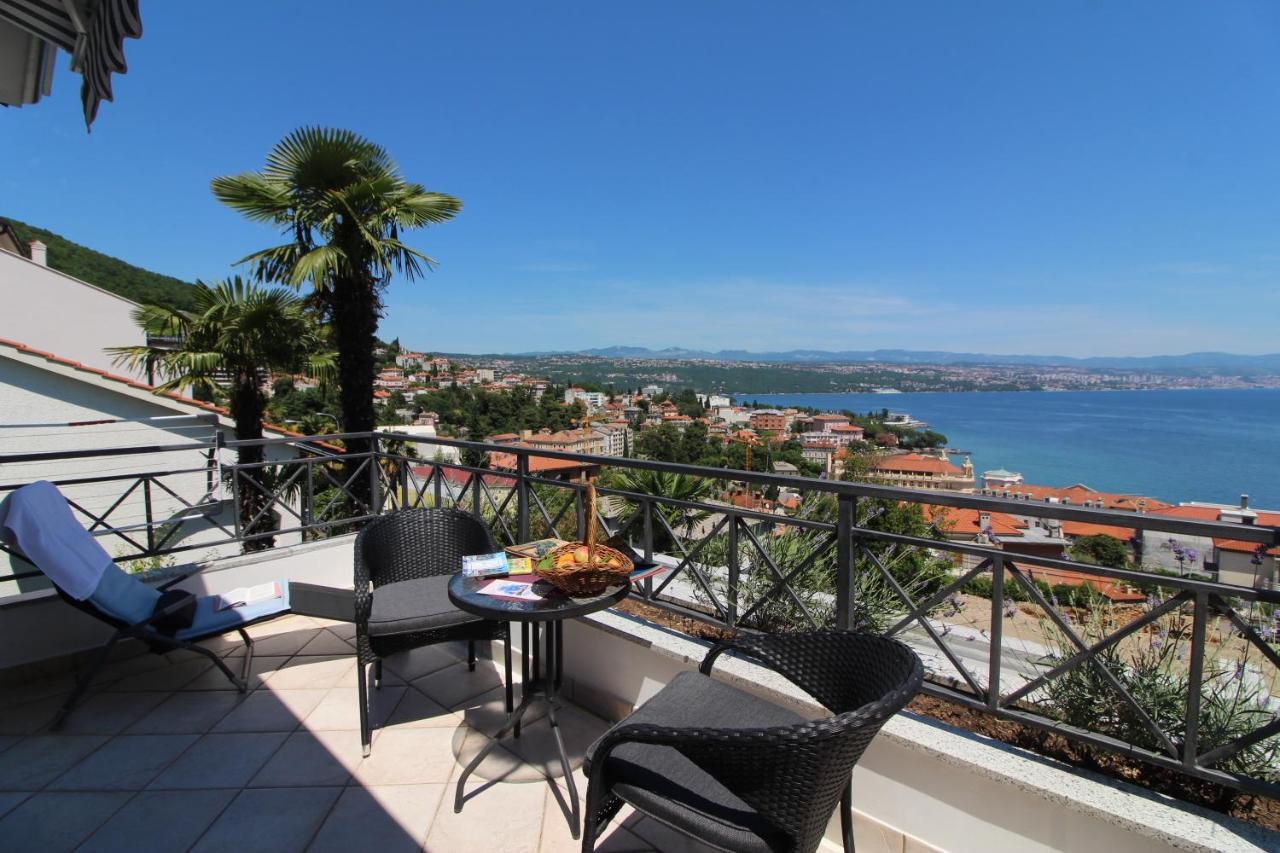 Apartments Seccareccia Opatija Exterior foto